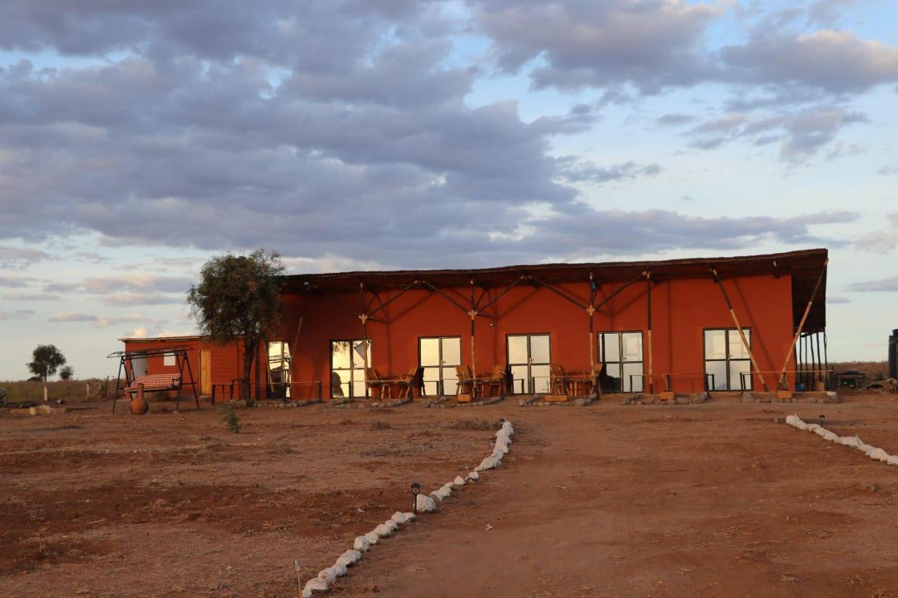 Amboseli Redhouse Apartment Exterior foto